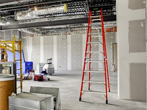 Prevent Risky Hazards When Using Portable Ladders On The Job